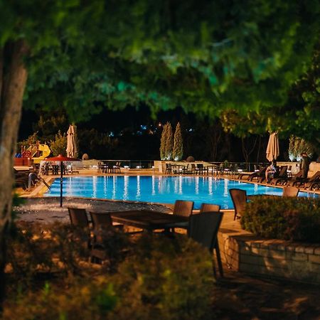 Ashur Hotel Dukhan Esterno foto