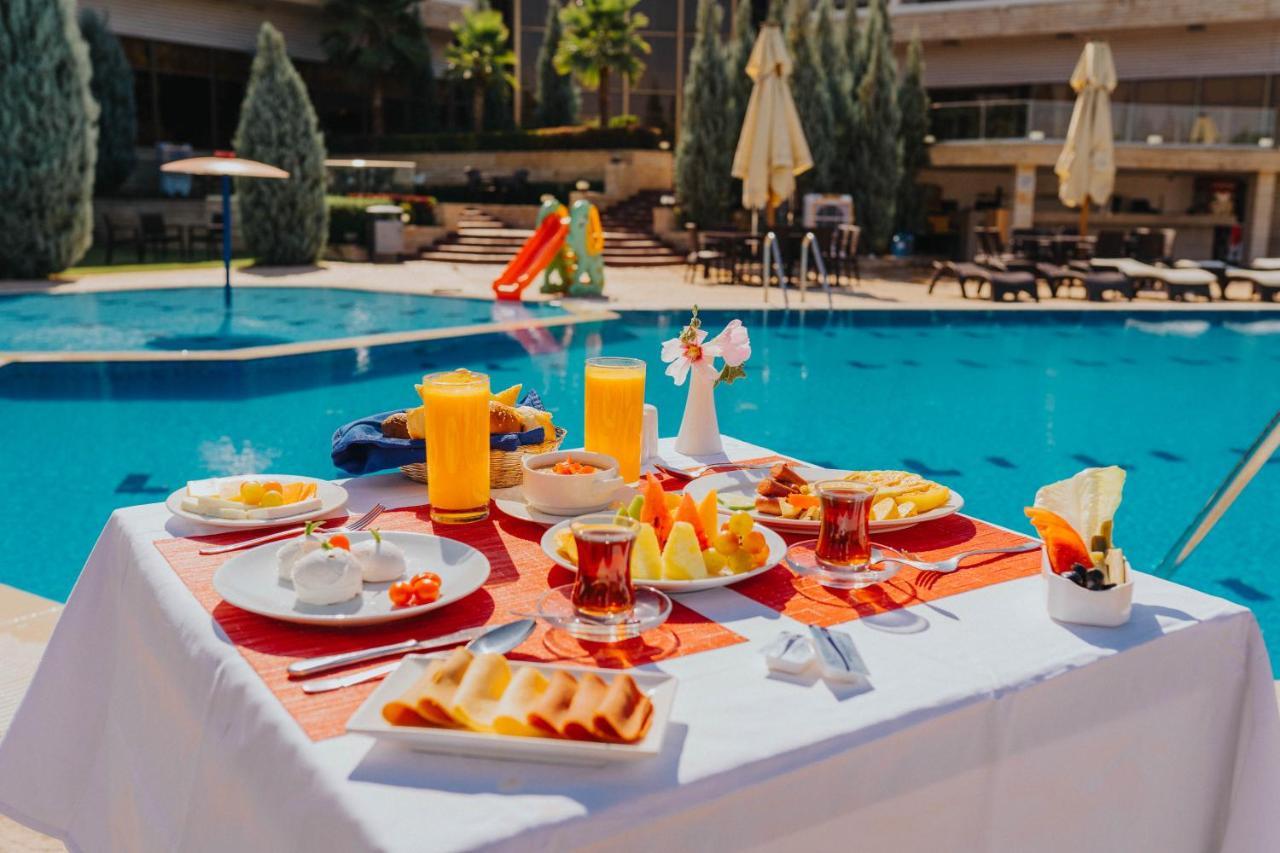 Ashur Hotel Dukhan Esterno foto