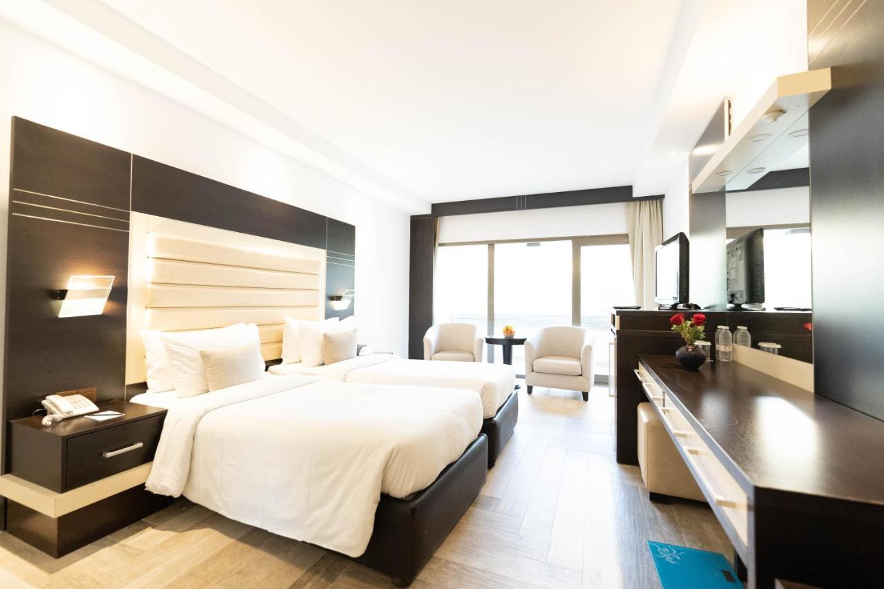Ashur Hotel Dukhan Esterno foto